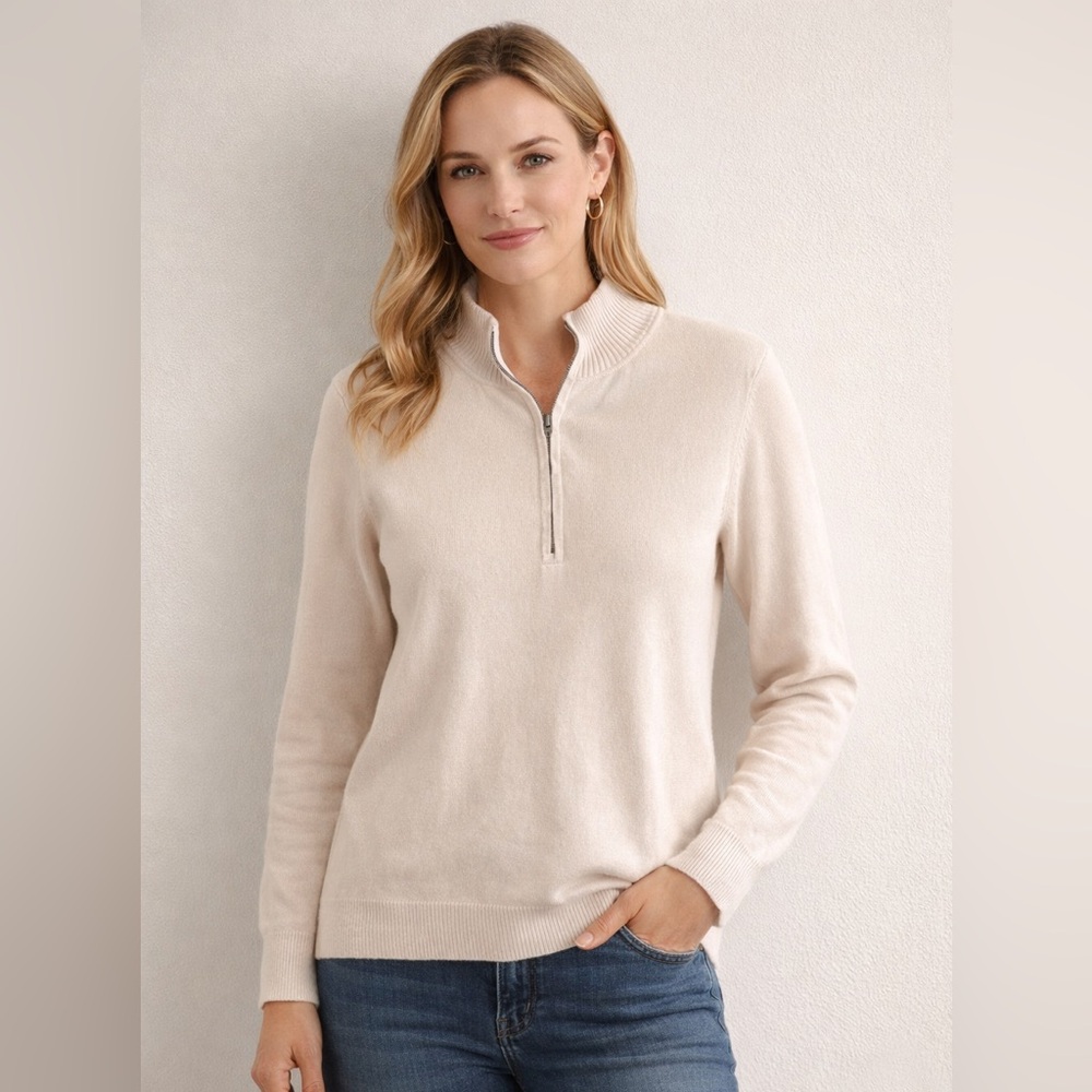 FOXCROFT LONG SLEEVE CRÈME COLOR LONG SLEEVE SHORT WITH RIBBING DETAIL SIZE LARG